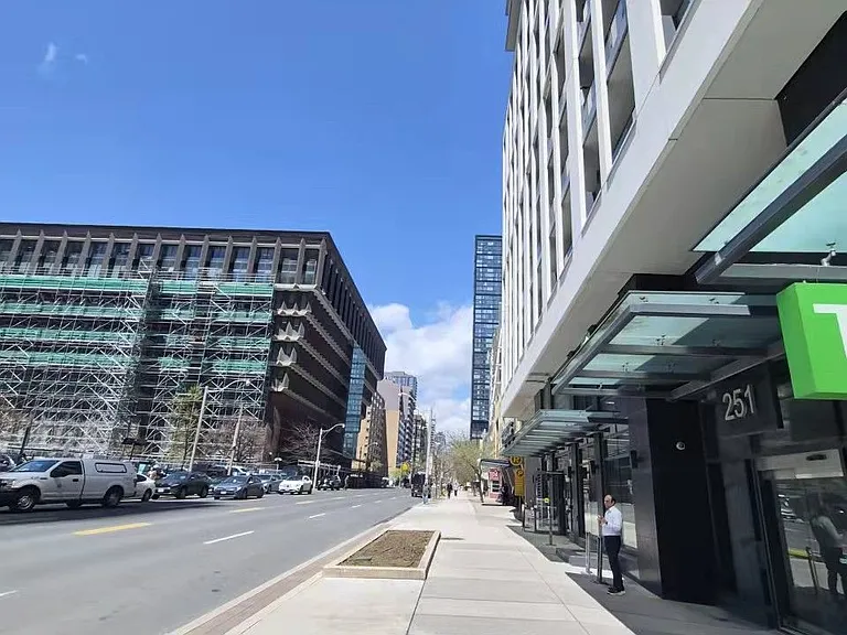 251 Jarvis St #928 — Photo 15