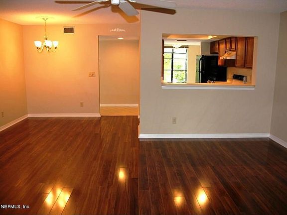 4th image of 224 Cranes Lake Dr