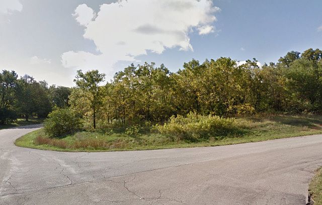1st image of 06N290 Brierwood Dr