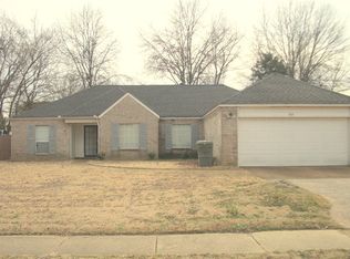 6611 Imperial Oak Dr, Memphis, TN 38115