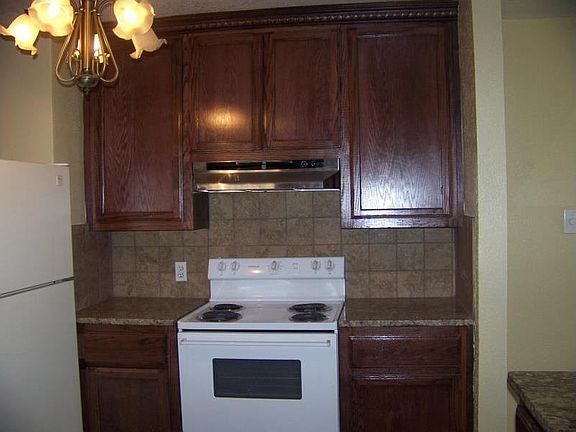 5th image of 4914 Andover Dr