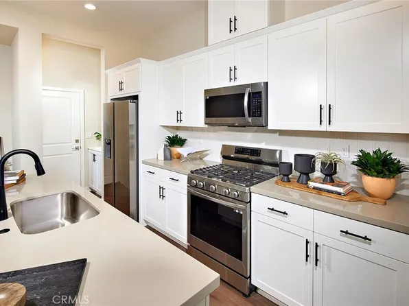 4416 S Fairmount Paseo, Ontario, CA 91762
