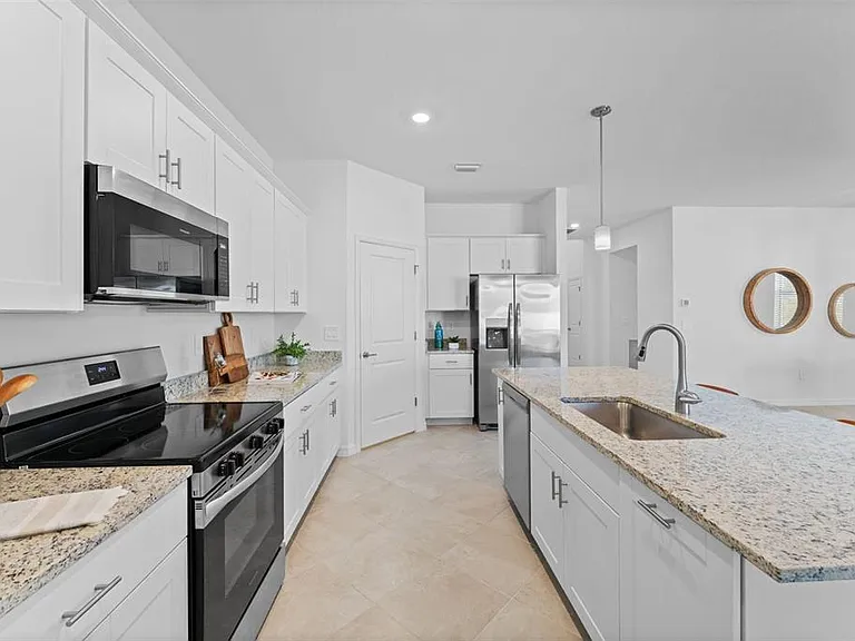 1536 Saddlewood Cir — Photo 14