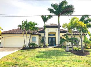 3919 SW 17th Pl, Cape Coral, FL 33914
