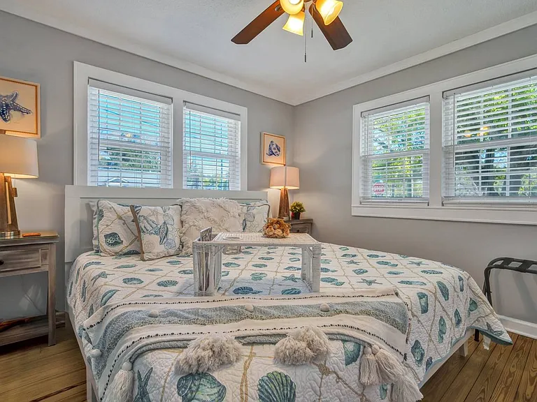 513 Demere Rd — Photo 15