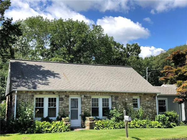 12 Cross Rd, Waterford, CT 06385