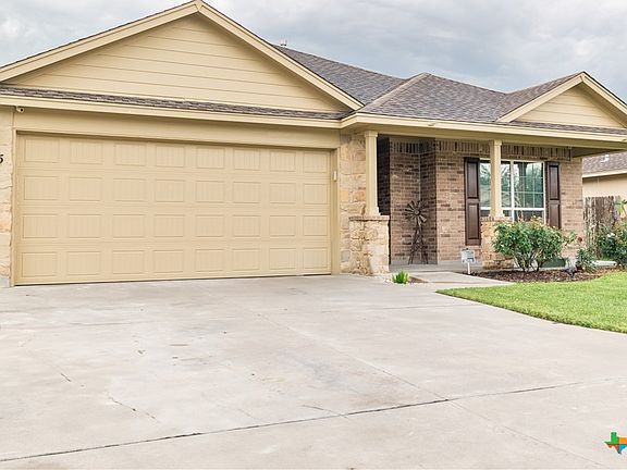 3rd image of 205 Cobble Stone Ct