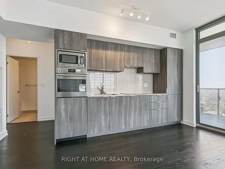 11 Wellesley St W #5408 — Photo 6
