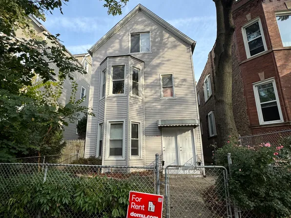 3224 W McLean Ave #1, Chicago, IL 60647