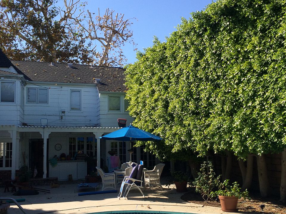 1st image of 210 N Arden Blvd