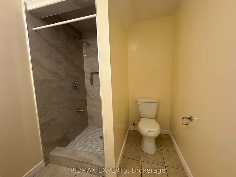 5 Cadillac Cres #BASEMENT — Photo 24