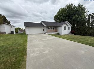 4136 Melinda Dr, West Richland, WA