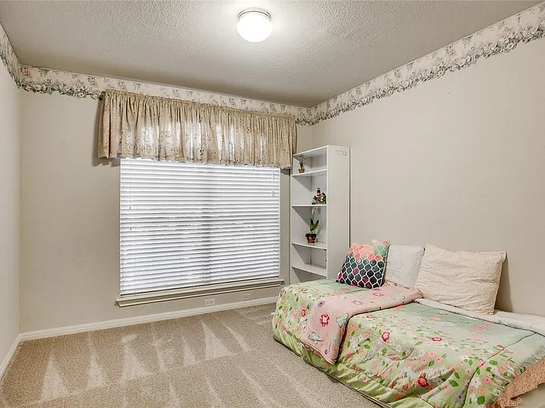 6021 Almelo Dr — Photo 21