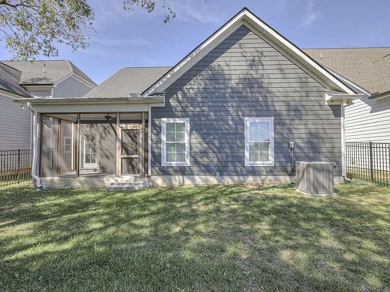 3412 Caroline Farms Dr — Photo 44