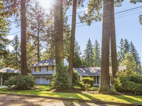 6236 SW Wayzata Ct, Lake Oswego, OR 97035
