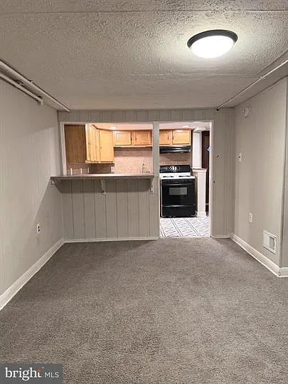 202 W Edgevale Rd #B — Photo 6