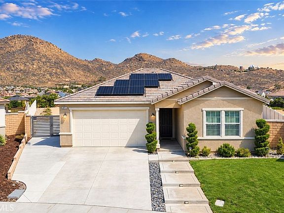 2nd image of 8012 Rooster Ct