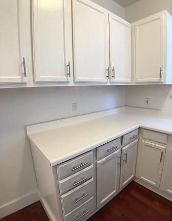2nd image of 998 Divisadero St #201