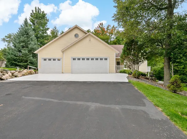 31085 Four Seasons Pl, Breezy Pt, MN 56472