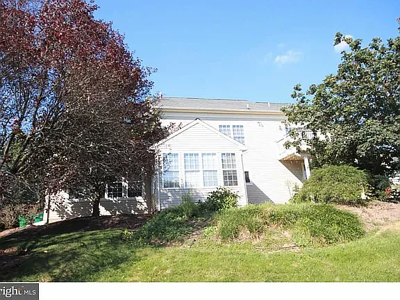 1006 Glendevon Dr — Photo 39