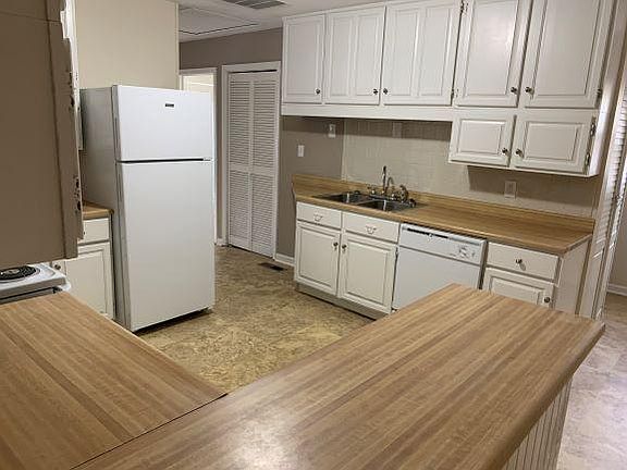4th image of 7326 E 42nd St #651153