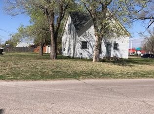 701 N Wikoff Ave, Watonga, OK 73772