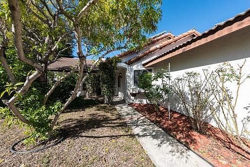 3rd image of 7509 Flower Meadow Dr