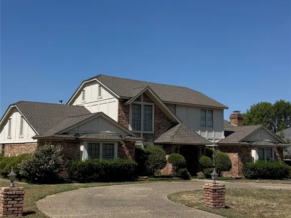 3901 Diamond Loch W, North Richland Hills, TX 76180