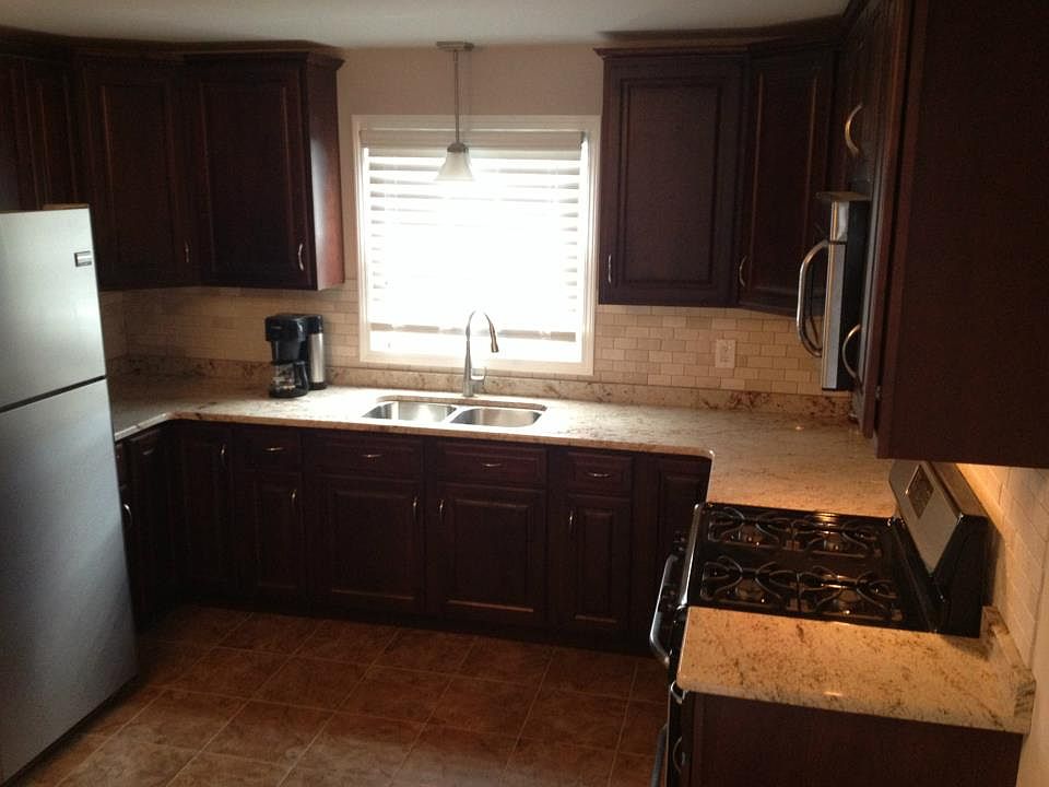 1st image of 71 Crisfield Ave