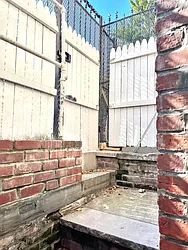 Rented by Haute Residences 