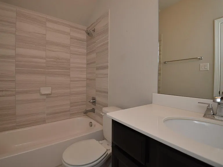11134 Honeysuckle Haven Dr — Photo 20