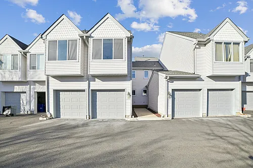 11 Freedom Ct Photo 1