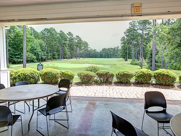 3 great  golf courses close