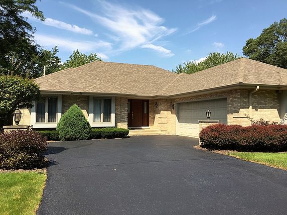 2nd image of 12462 Nagle Ave