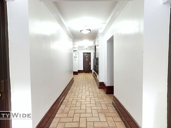 4th image of 21 E 2nd St #53