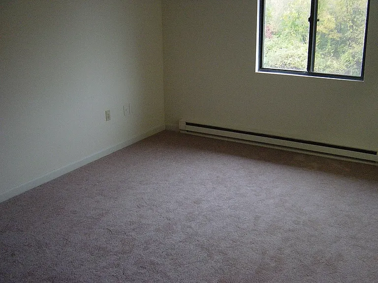 47 Juniper Rd #F2 — Photo 6