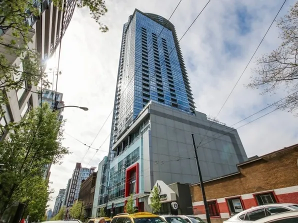 833 Seymour St N, Vancouver, BC V6B 0G4