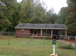 91 Greenleaf Inn Rd, Emporia, VA 23847