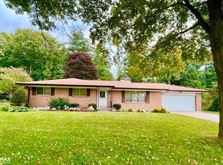 2436 Redwood Dr, Flushing, MI
