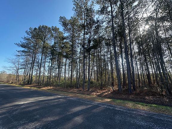 3rd image of 801 Gar Rd