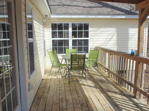 5th image of 1332 Laurel Lake Dr