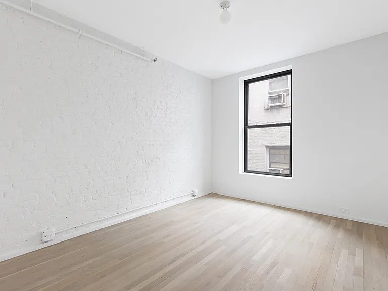 149 Canal St #4R — Photo 6