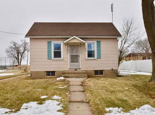 104 Washington St, Benson, IL