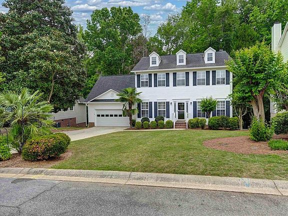 2nd image of 412 Ivy Green Ln