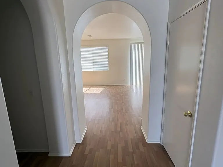 13185 Andrea Dr — Photo 6