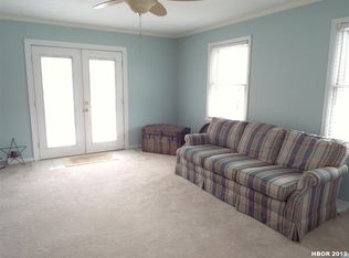 610 Orchard Ln, Findlay, OH 45840