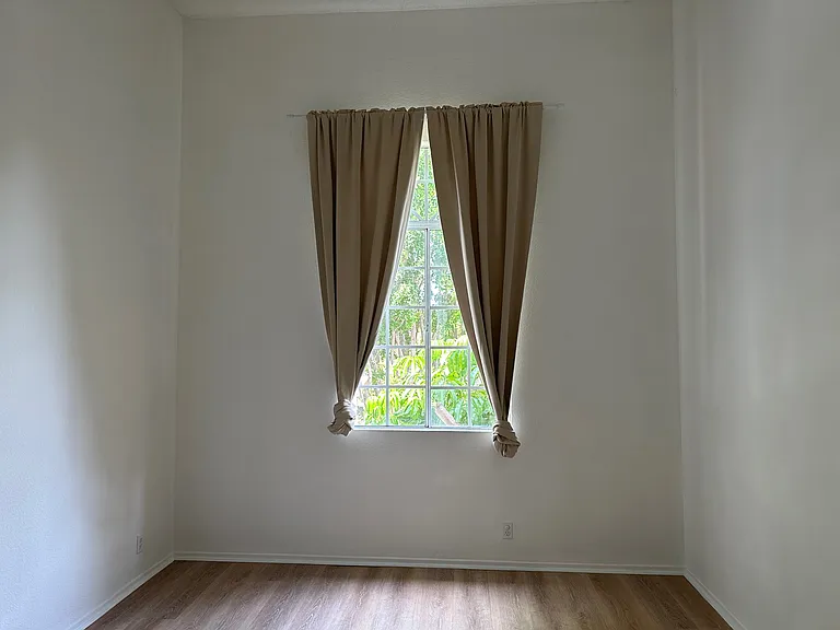 1245 N Cherokee Ave #12 — Photo 12