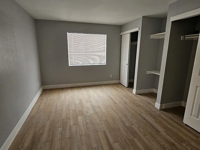 1926 S Vaughn Way #104 — Photo 11