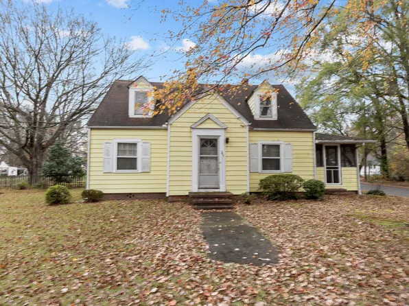 345 Henderson St, Oxford, NC 27565
