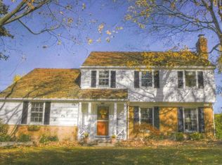 22599 Rye Rd, Shaker Heights, OH 44122